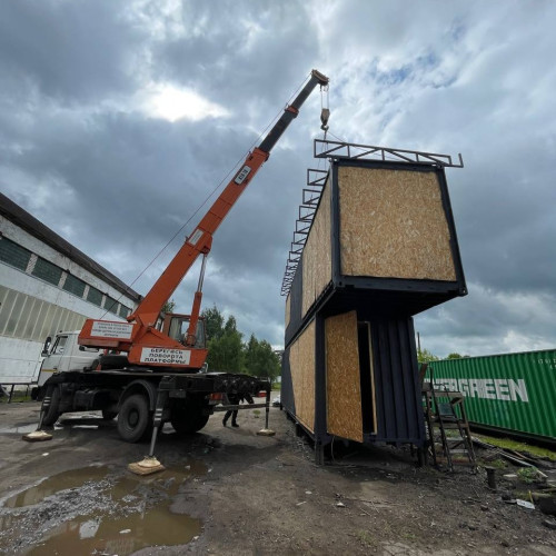 Шоурум-офис 40 футов "Премиум 40": просторное решение для бизнеса