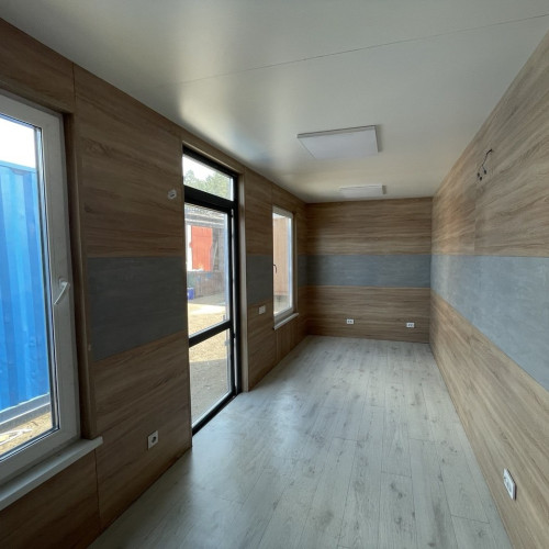 Мобильный офис 20 футов "Универсал 20": компактность и функциональность