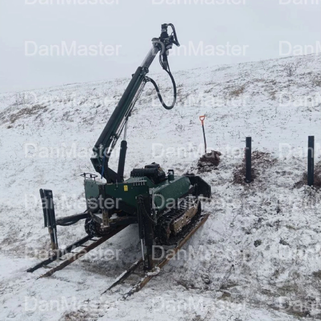 Оголовок для сваи 250х250